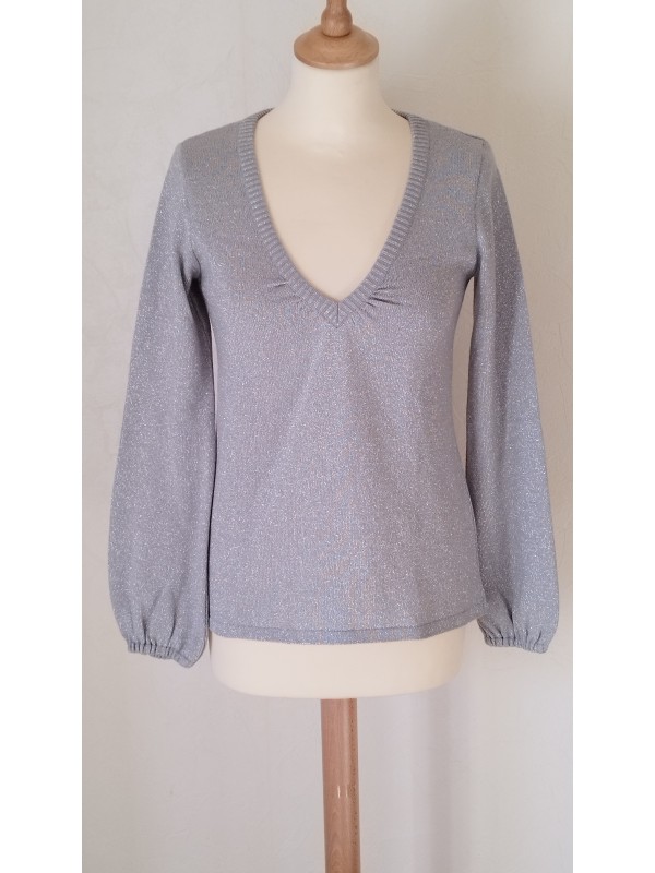 3 SUISSES - Pull col V et...