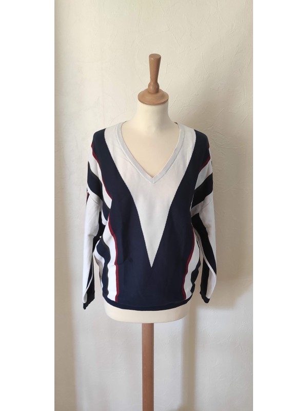 UN JOUR AILLEURS - Pull...