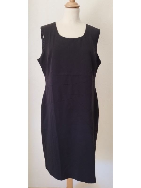 BRIEFING - Robe noire sans...
