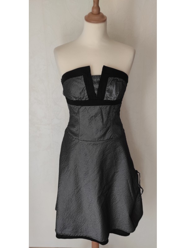 XANAKA - Très jolie et...