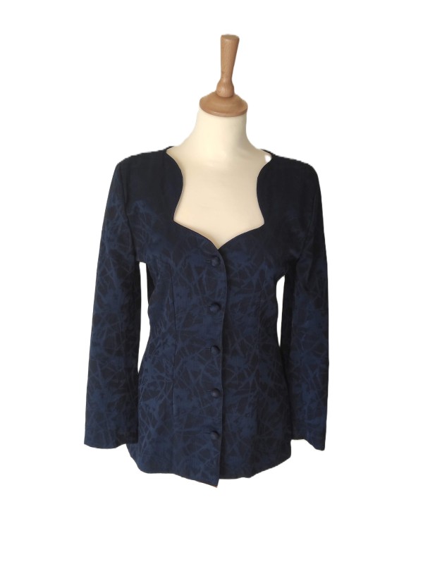 FAUST - Veste au décolleté...