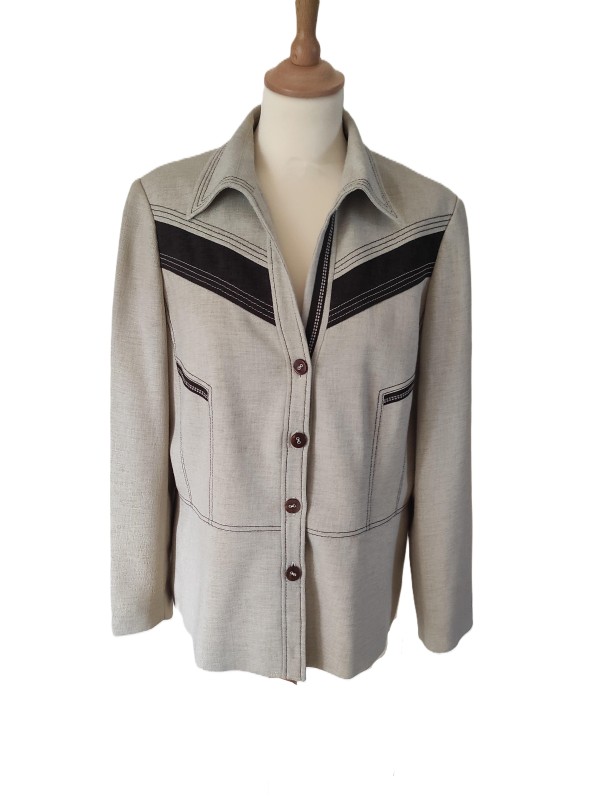 UN JOUR AILLEURS - Veste...